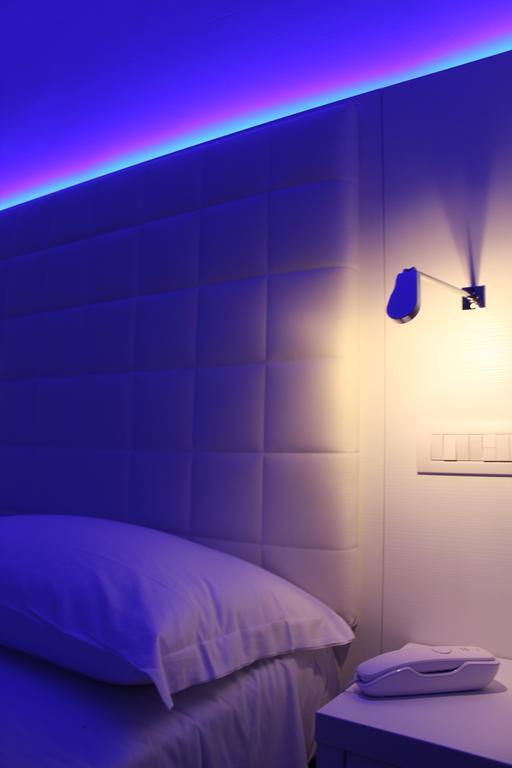 Hotel Saint Tropez Riccione Esterno foto