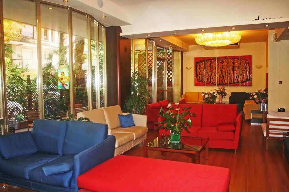 Hotel Saint Tropez Riccione Esterno foto